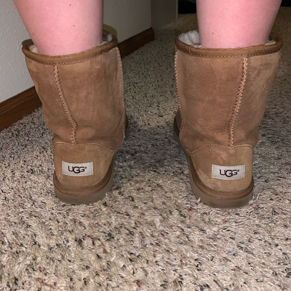 UGG boots - Picture 3 of 4
